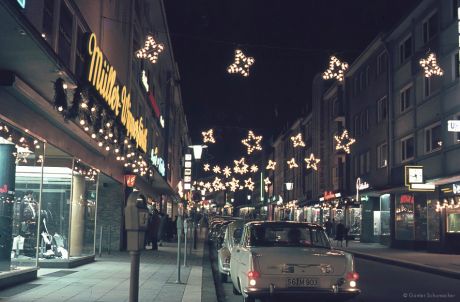 Weihnachten in der Solinger City (ca.1962) - II: Untere Hauptstraße, Blickrichtung Obere Hauptstraße